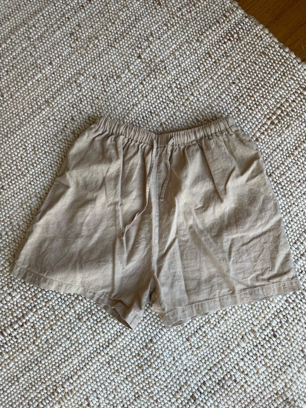 Neuflora Laguna Linen/ Cotton Elastic Waist Shorts - Beige